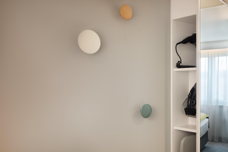 Bathroom 27