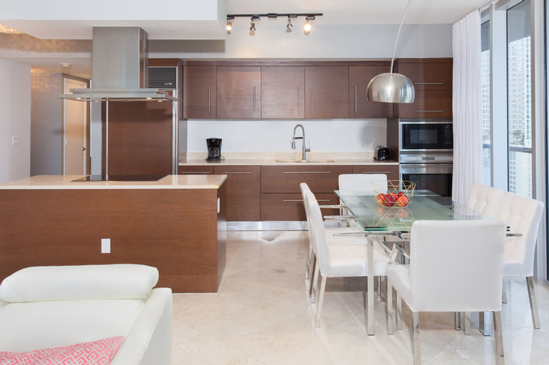 Dining Room 21