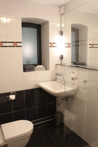 Bathroom 5, Hotel Villa Sommer, Rostock