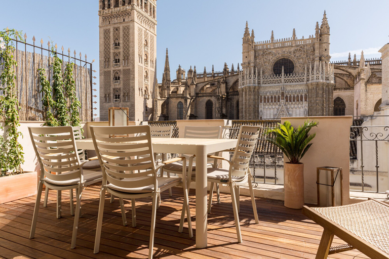 Food & Drinks 5, Puerta Catedral Apartments, Sevilla
