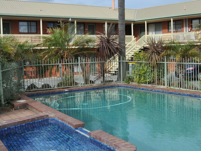 Sport & Beauty 2, Apollo Bay Motel and Apartments, Colac-Otway - South