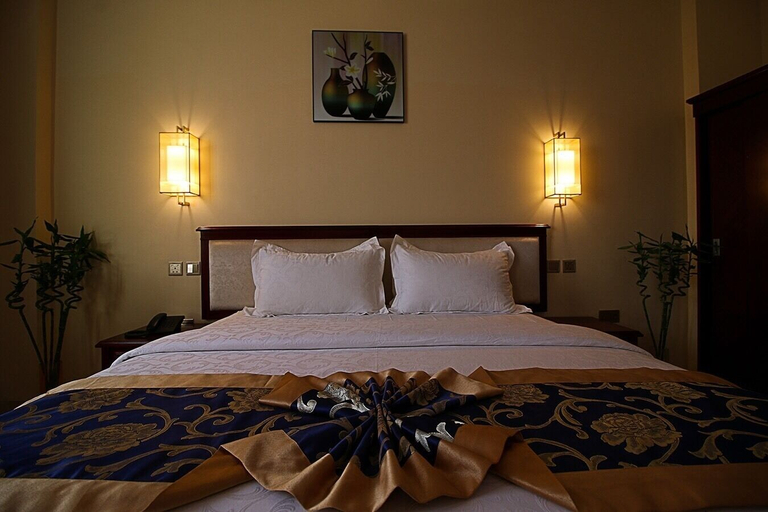 Bedroom 3, Farah Hotel Apartment, Seeb