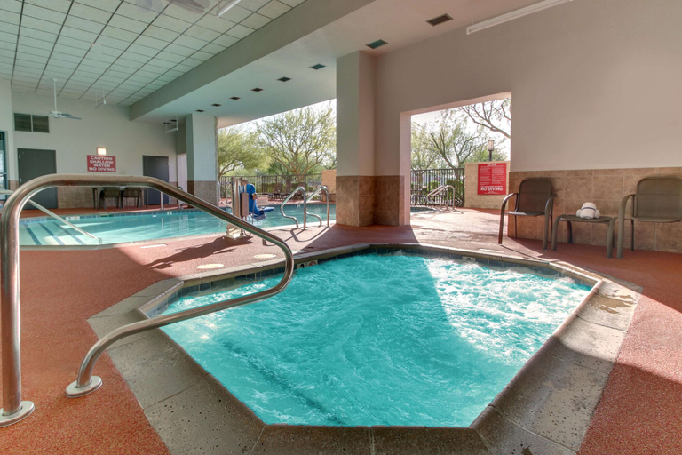 Sport & Beauty 2, Drury Inn & Suites Phoenix Happy Valley, Maricopa