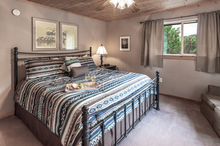 Bedroom 3, About Time by Vtrips, Lincoln