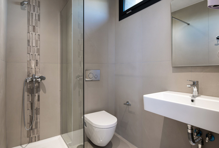 Bathroom 3, Light Blue Luxury Rooms, Central Macedonia