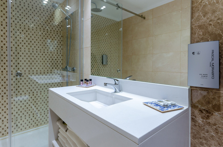 Bathroom 4, Hotel Borges Chiado, Lisbon