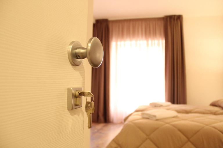 Bedroom 4, B&B Erifra' Piccolo Hotel, Cosenza