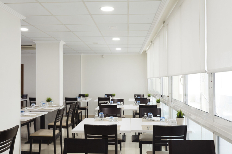Food & Drinks 5, Hotel Major by Limehome, Alicante