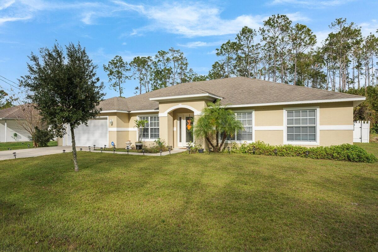 Exterior & Views, Paradise at the Palms, Flagler