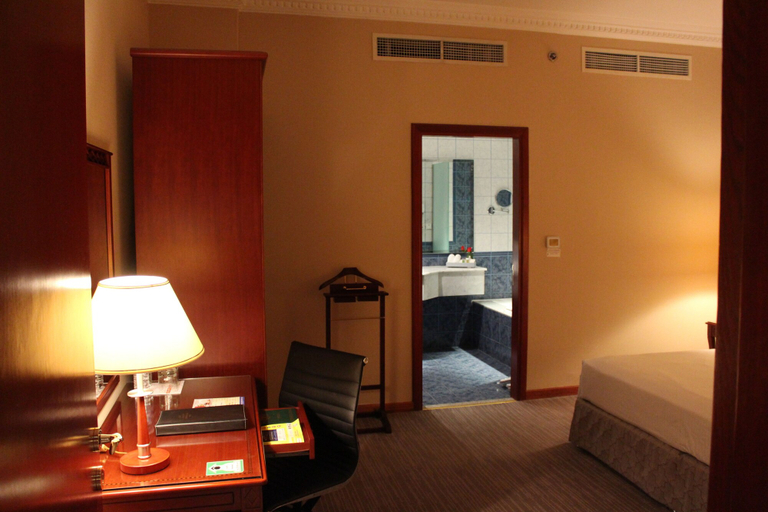 Bedroom 4, Executives Hotel - Olaya, Riyadh
