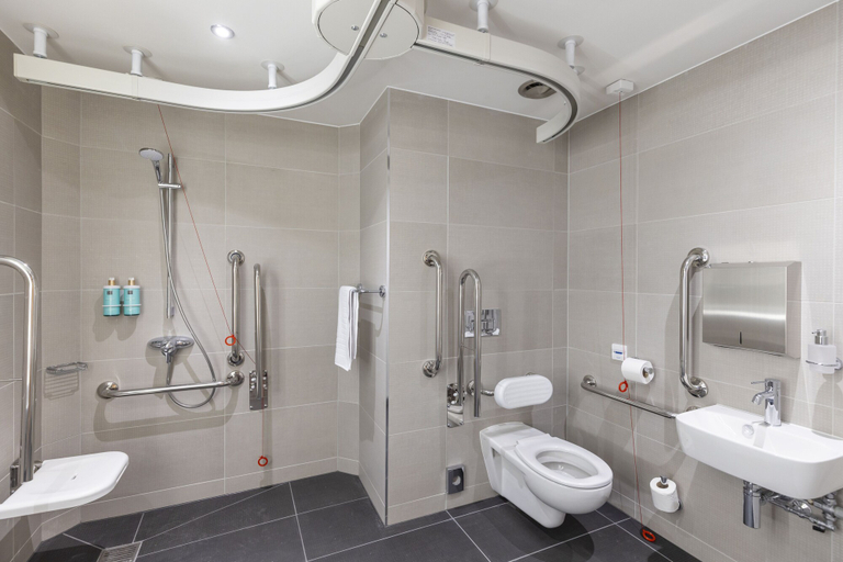 Bathroom 5, Novotel Liverpool Paddington Village, Sefton