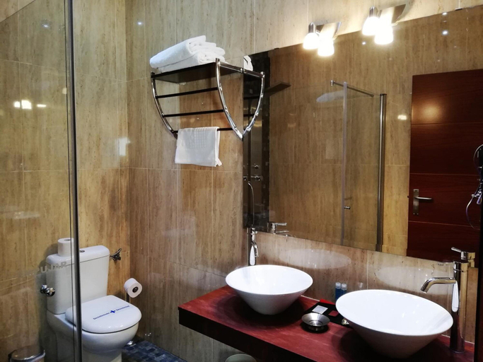 Bathroom 3, Hotel LB Lebrija by MA 22 Puntos, Sevilla