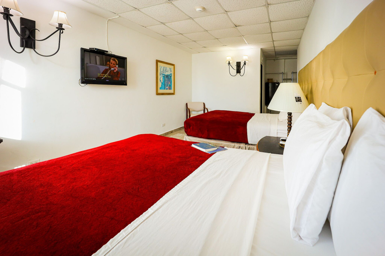 Bedroom 3, Coral by the Sea
