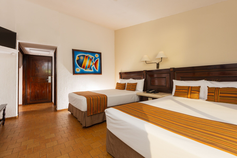Bedroom 2, Las Palmas by the Sea All Inclusive, Puerto Vallarta