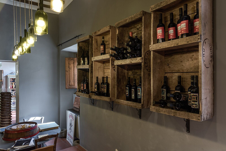 Food & Drinks 5, Tenuta Il Corno, Florence