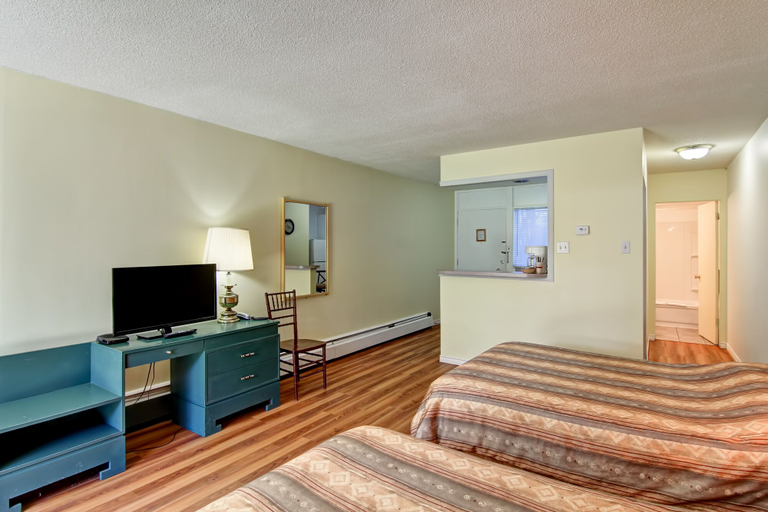 Bedroom 2, Tiki Village, North Okanagan