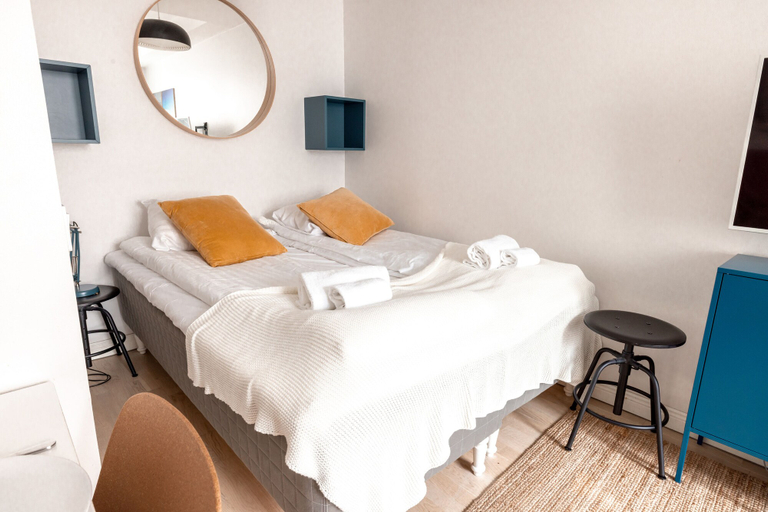 Bedroom 4, 2ndhomes Cozy Studio in Bulevardi, Uusimaa