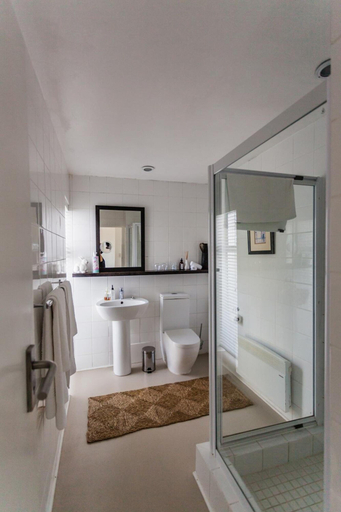 Bathroom 3, Agulhas Ocean House, Overberg