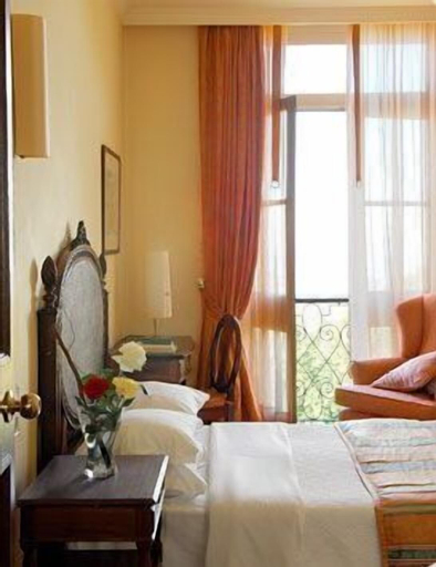 Bedroom 3, Hotel do Elevador, Braga