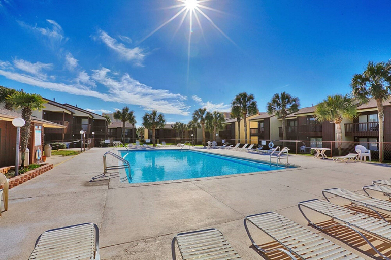 Sport & Beauty 4, Beachwalk Resort by Panhandle Getaways, Bay