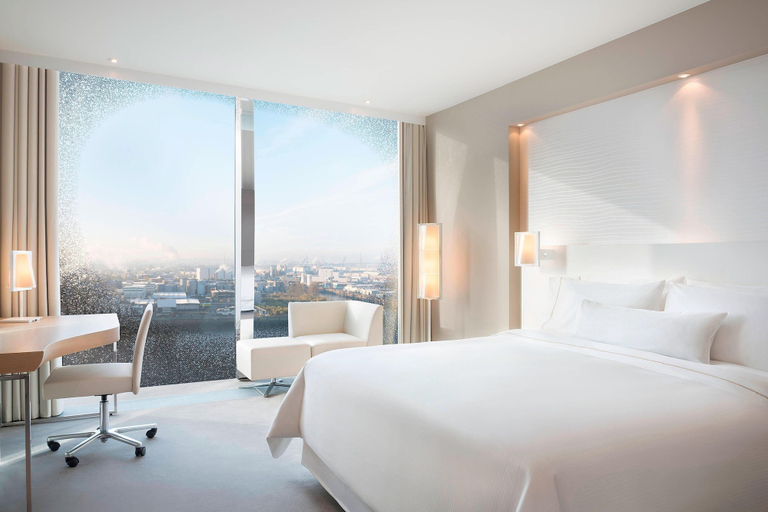 Bedroom 4, The Westin Hamburg Elbphilharmonie, Hamburg