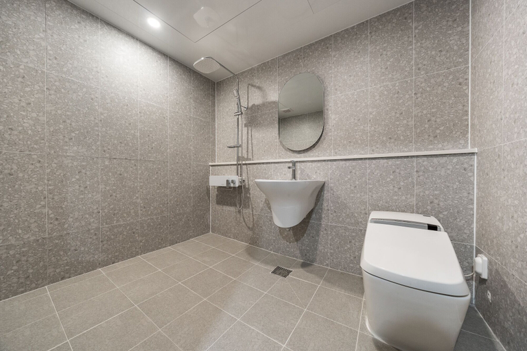 Bathroom 4, Liv Life Hotel, Siheung