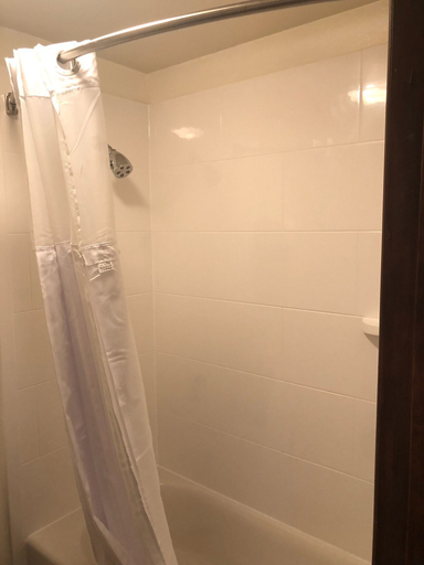 Bathroom 4, Red Lion Inn & Suites La Pine, Deschutes