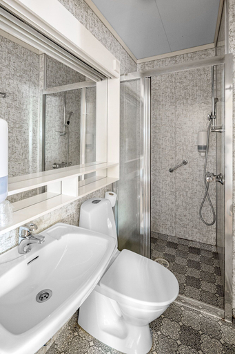 Bathroom 4, Hardanger Guesthouse, Ulvik