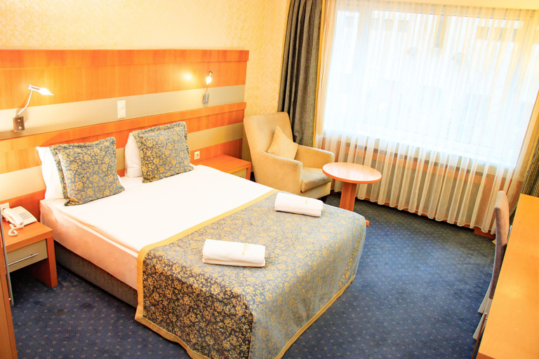 Bedroom 2, Burçman Hotel, Yıldırım