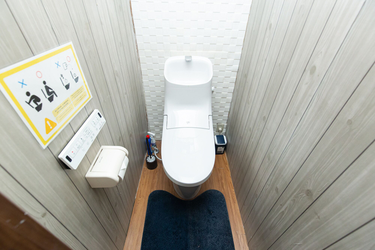Bathroom 2, Tokyo House, Ōta