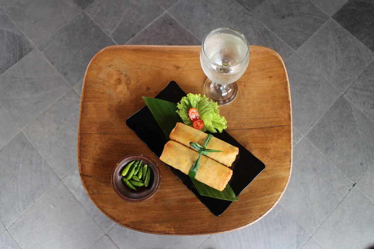 Food & Drinks 26