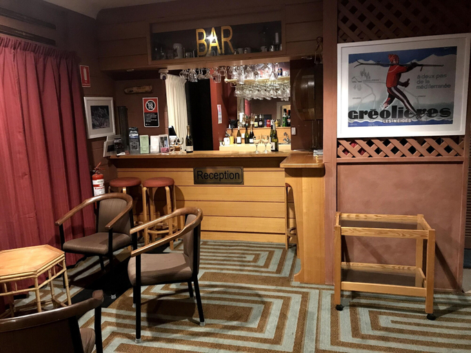Food & Drinks 5, Cottonwood Lodge, Snowy River