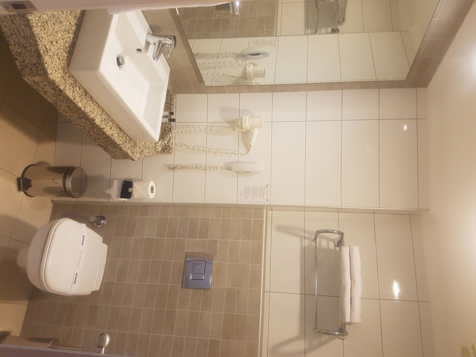 Bathroom 5, Grand Okan Hotel, Alanya