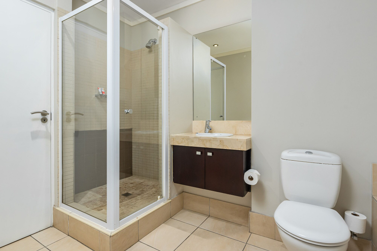 Bathroom 4, Icon 407, City of Cape Town