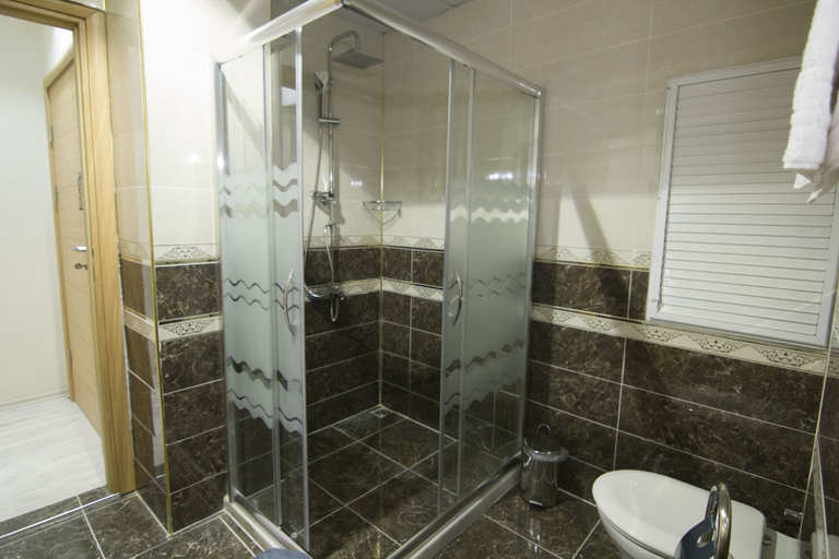 Bathroom 5, Reyyan Hotel, Fatih