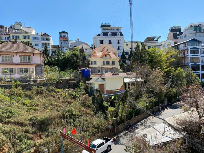 Exterior & Views 2, Dalat Central Hostel, Đà Lạt