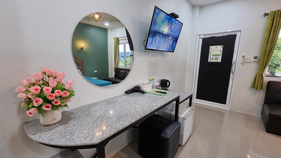 Bathroom 3, Baan Suan Meetang Resort, Muang Chanthaburi