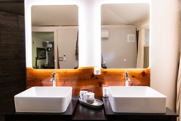 Bathroom 3, Destination Resort, Tallapoosa