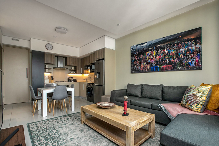 Others 4, The Tyrwhitt Unit 308, City of Johannesburg