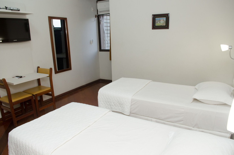 Bedroom 3, Samba Betim, Betim