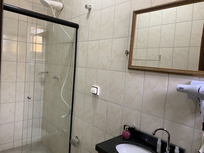 Bathroom, Hotel Pousada Casa Grande, Porto Ferreira