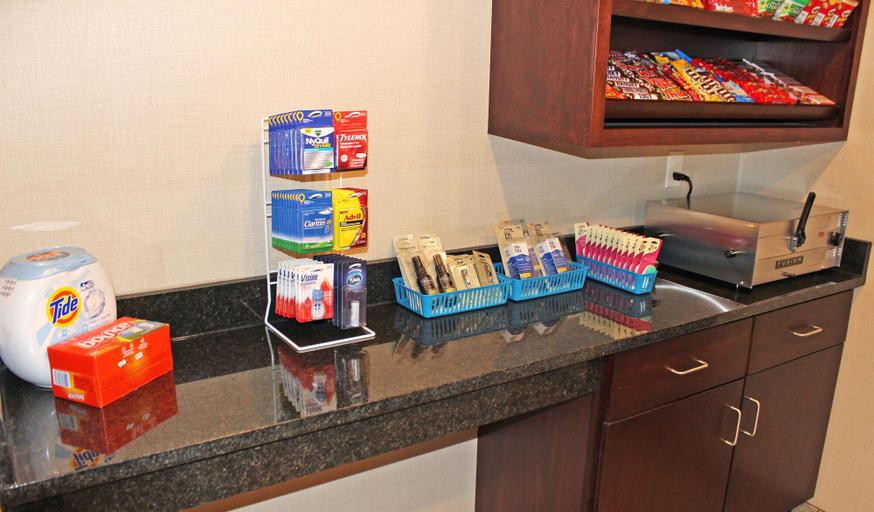 Food & Drinks 5, Cobblestone Inn & Suites - Lamoni, Decatur