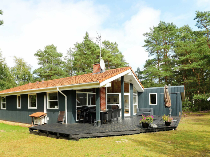 Exterior & Views 2, Modern Holiday Home in Jutland With Sauna, Mariagerfjord