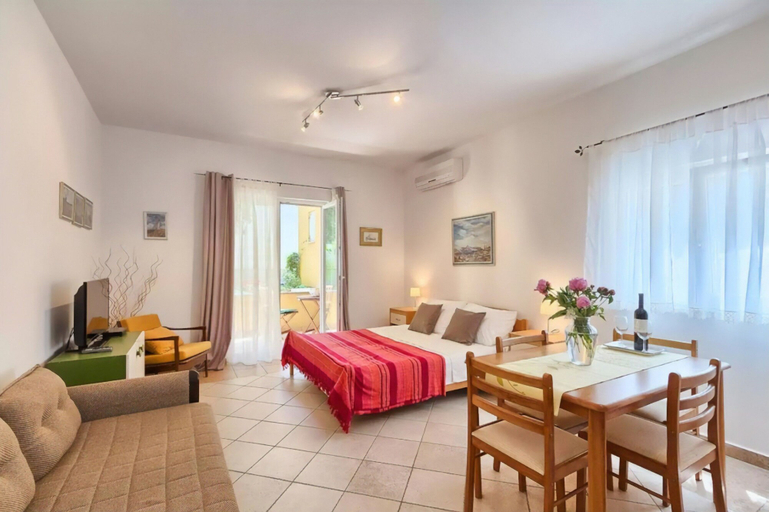 Bedroom 3, Franulovic Apartments, Premantura