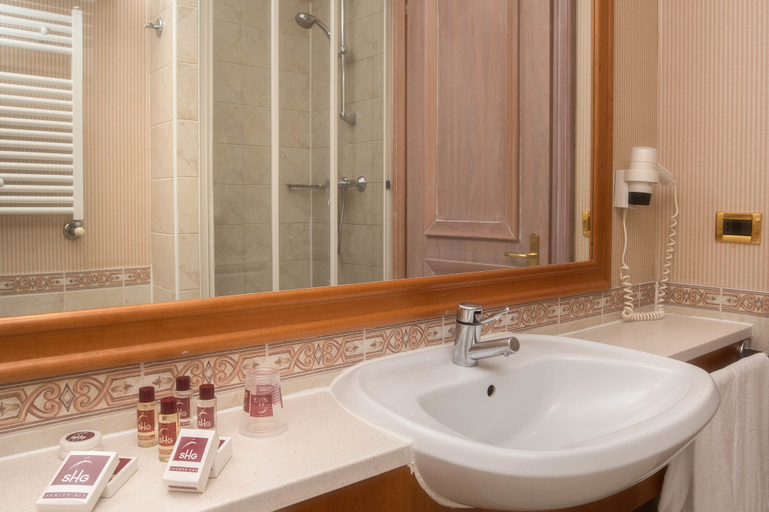 Bathroom 3, SHG Hotel De La Ville, Vicenza