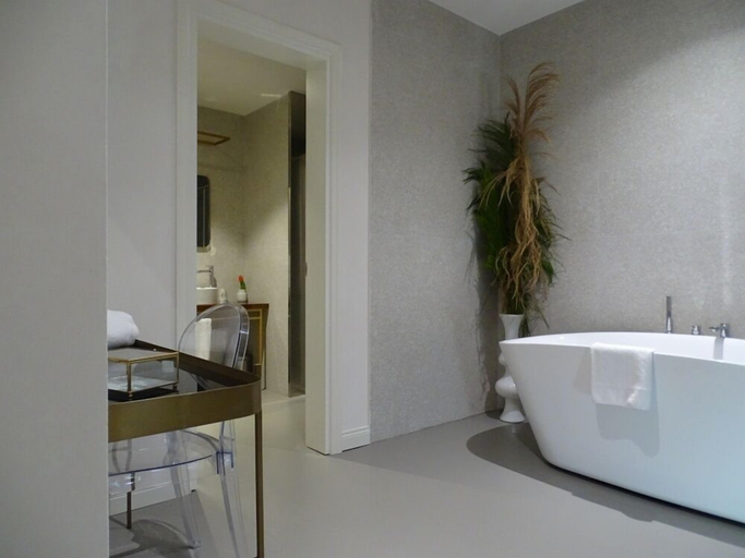 Bathroom 5, 20 MIGLIA BOUTIQUE HOTEL, Catania
