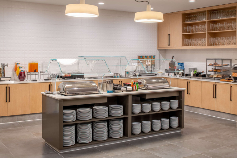 Food & Drinks 5, Homewood Suites by Hilton Belmont, San Mateo