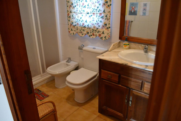 Bathroom 5, Arena Nest Hostel, Santa Cruz de Tenerife