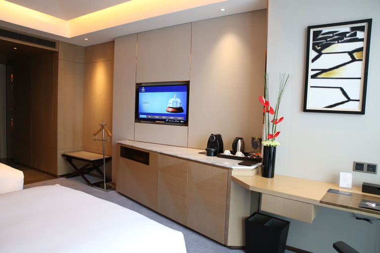 Bedroom 4, Hilton Chengdu, Chengdu
