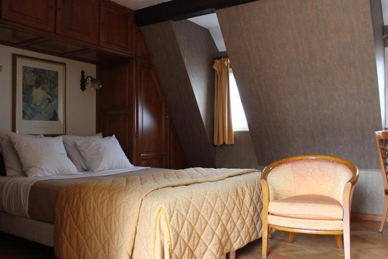 Bedroom 2, Logis Hotel Au Cerf D'Or, Bas-Rhin